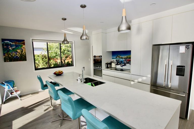 Photo of property in 81 Leeward Drive, Whitianga, 3510