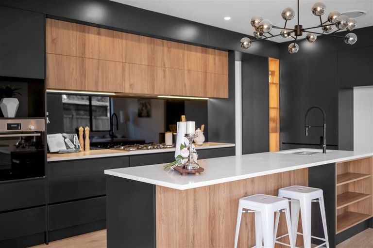 Photo of property in 31 Bushfield Drive, Flat Bush, Auckland, 2019