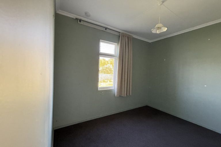 Photo of property in 163 Cornfoot Street, Castlecliff, Whanganui, 4501