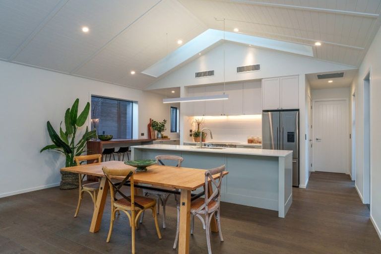 Photo of property in 7 Kamana Rise, Wanaka, 9382