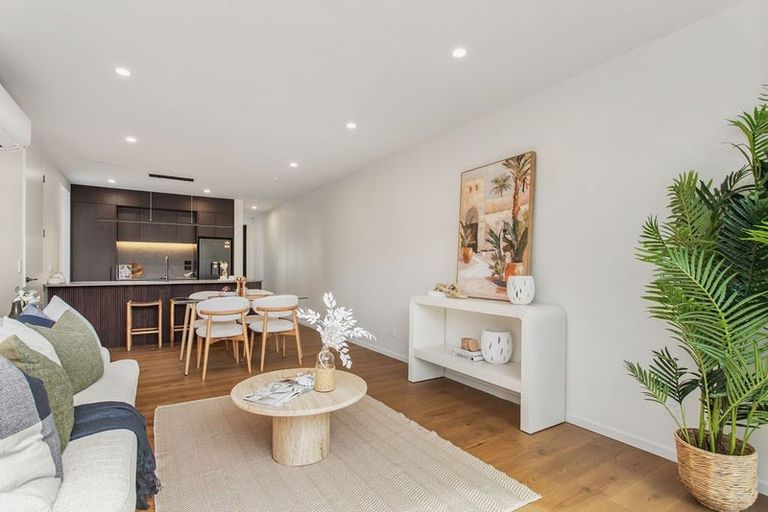Photo of property in 2/50b Murray Place, Saint Albans, Christchurch, 8014