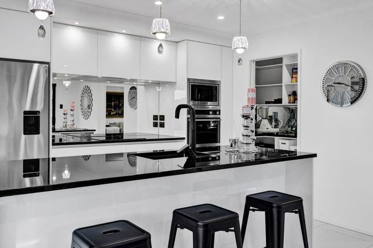 Photo of property in 48 Wills Road, Bell Block, New Plymouth, 4312