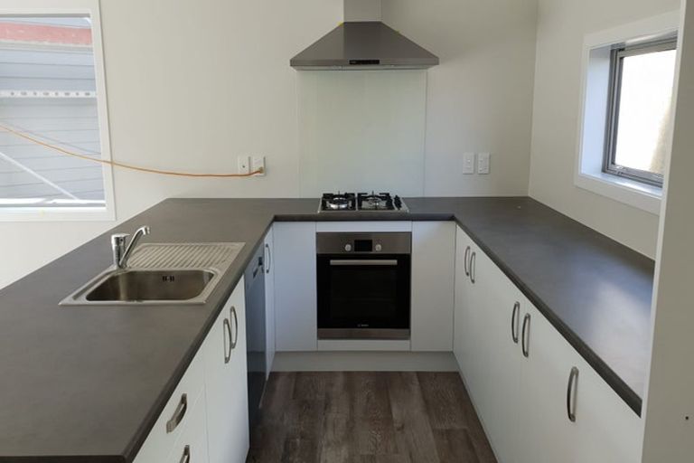 Photo of property in 20u6 Glanmire Road, Newlands, Wellington, 6037