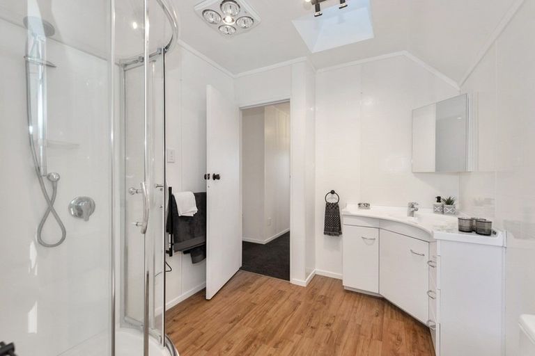 Photo of property in 8 Halyard Close, Flagstaff, Hamilton, 3210