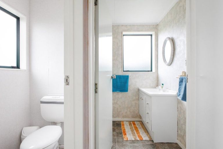 Photo of property in 1 Rawinia Place, Te Kaha, 3199