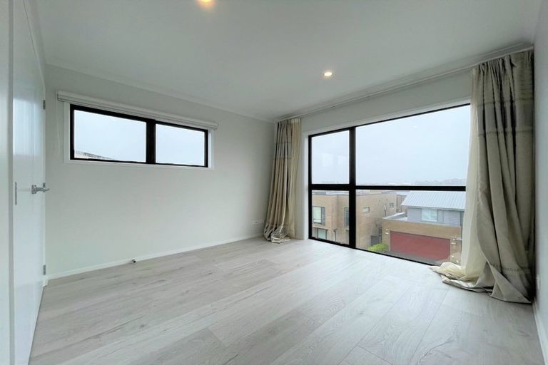 Photo of property in 1 Onekiritea Road, Hobsonville, Auckland, 0616