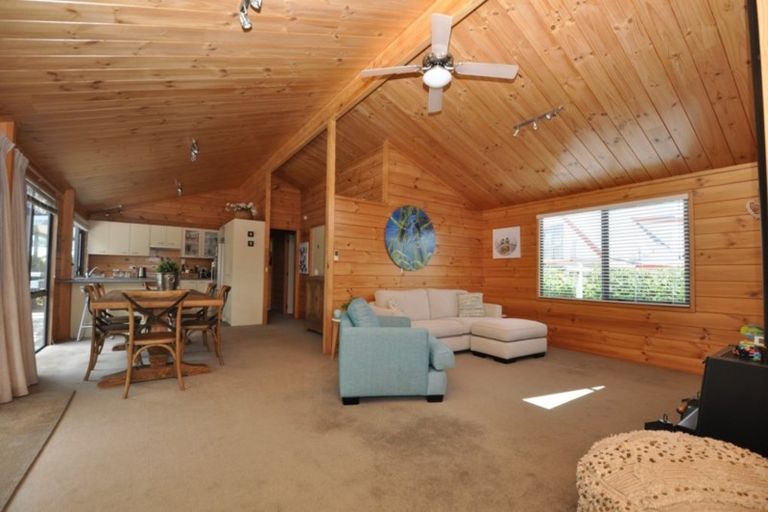 Photo of property in 8 The Dunes, Pauanui, Hikuai, 3579