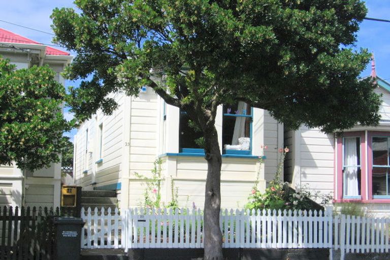 Photo of property in 23 Wright Street, Mount Cook, Wellington, 6021