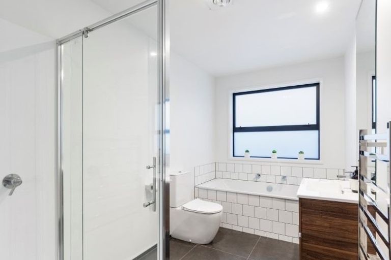 Photo of property in 18 Okataina Street, Pyes Pa, Tauranga, 3112