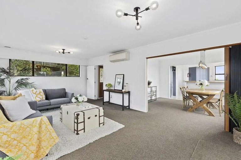 Photo of property in 15 Truro Road, Camborne, Porirua, 5026