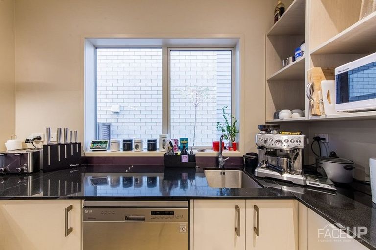 Photo of property in 4 Toheroa Street, Hobsonville, Auckland, 0616