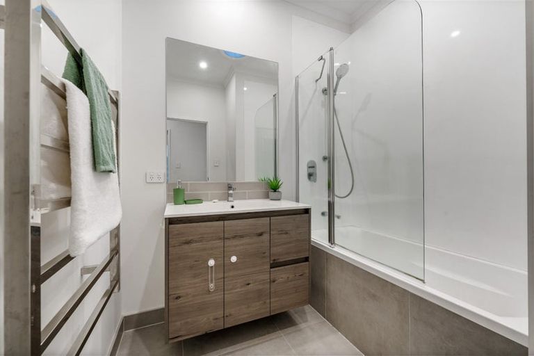 Photo of property in 16 Malcolm Calder Road, Hobsonville, Auckland, 0616