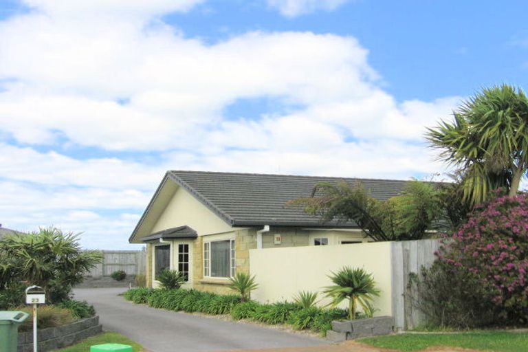 Photo of property in 23 Larisa Grove, Papamoa Beach, Papamoa, 3118