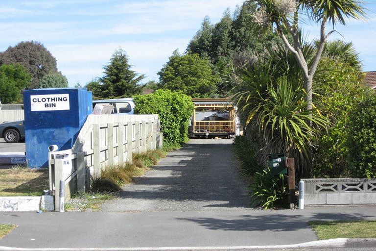 Photo of property in 2/1a Brentwood Street, Parklands, Christchurch, 8083