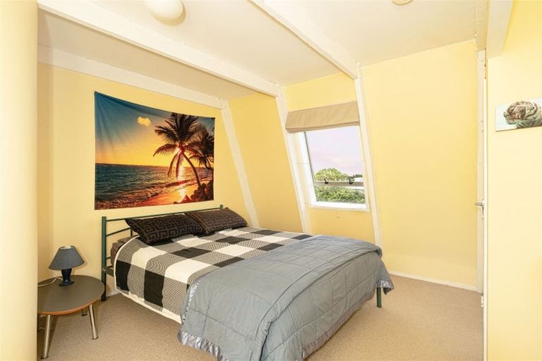 Photo of property in 9a Olive Terrace, Paraparaumu Beach, Paraparaumu, 5032