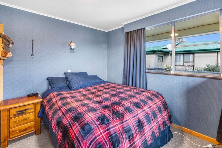 Photo of property in 19 Railway Esplanade, East Gore, Gore, 9710