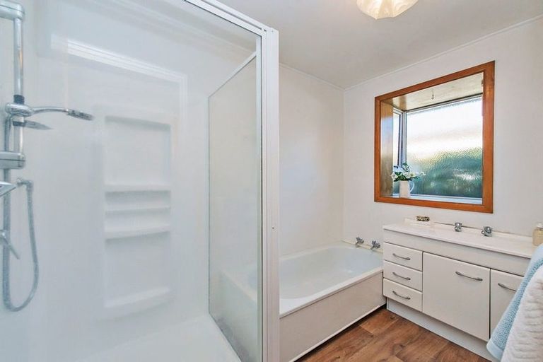 Photo of property in 64 Carruthers Street, Ilam, Christchurch, 8041