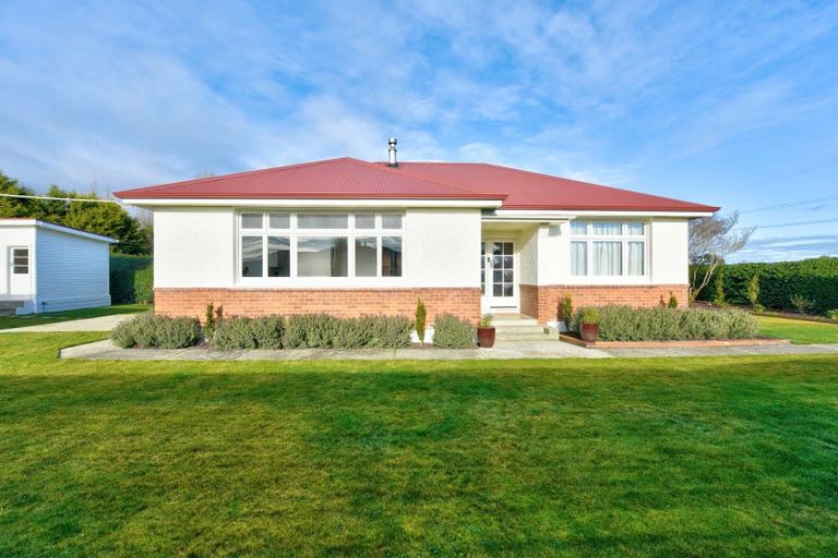 Photo of property in 153 Seaward Road, Edendale, 9825