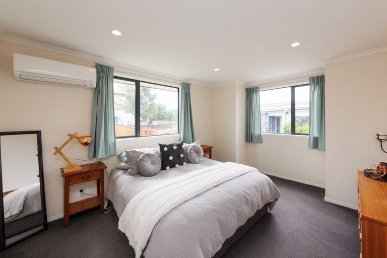 Photo of property in 4 Northbrook Court, Roslyn, Palmerston North, 4414