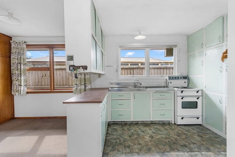 Photo of property in 7 Ruru Road, Linwood, Christchurch, 8062