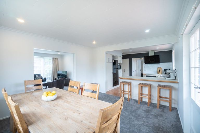 Photo of property in 1 Rakino Place, Awapuni, Palmerston North, 4412