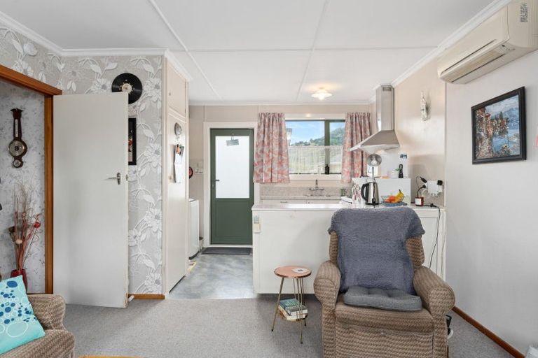 Photo of property in 15c Queen Street, Mosgiel, 9024