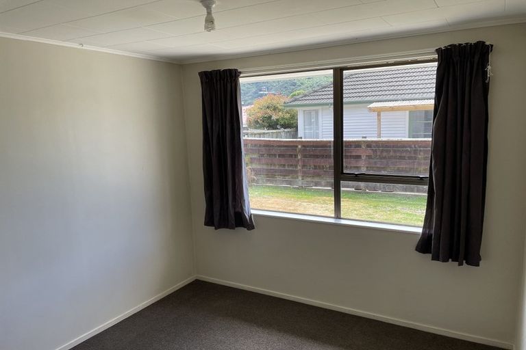Photo of property in 97f2- Thackeray Street, Trentham, Upper Hutt, 5018