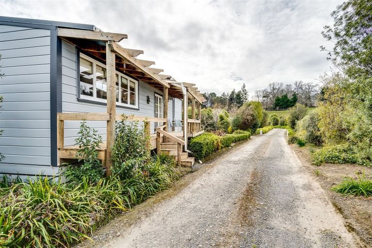 Photo of property in 24 Pourerere Road, Waipawa, 4271