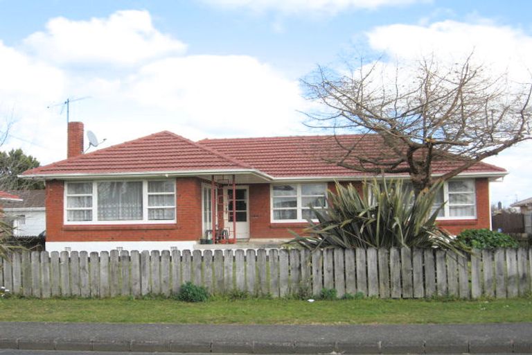 Photo of property in 49 Rollerson Street, Papakura, 2110