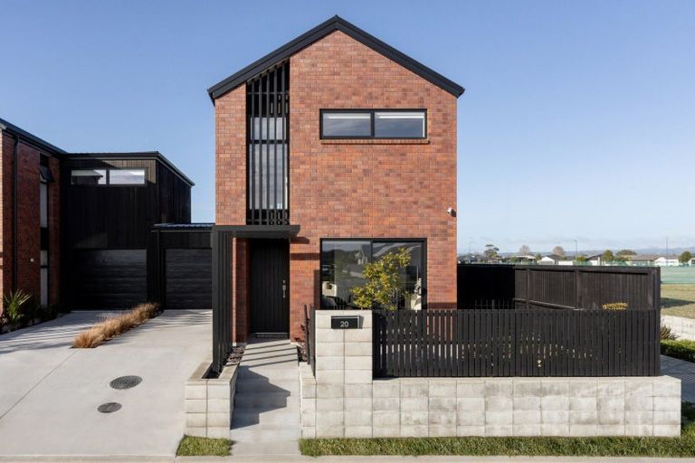 Photo of property in 20 Atutahi Lane, Papamoa, 3118