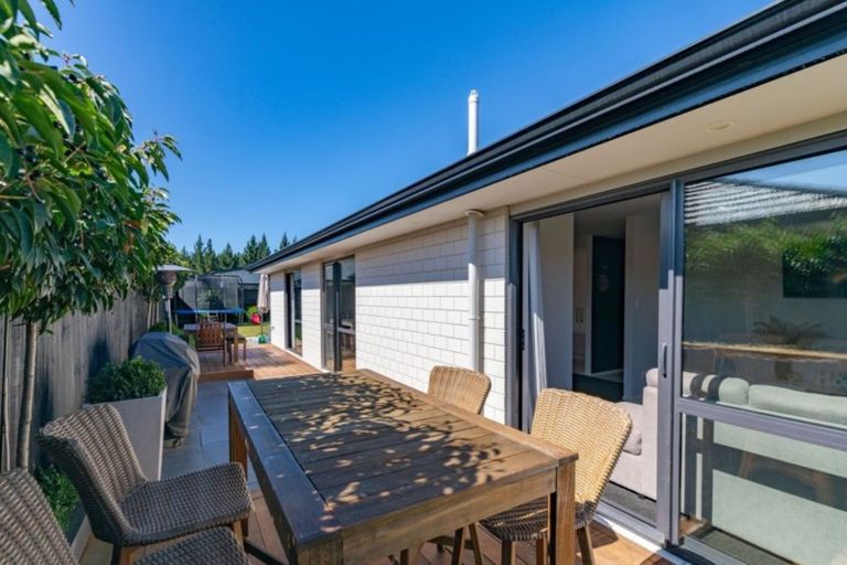 Photo of property in 6 Te Whariki Street, Marshland, Christchurch, 8083