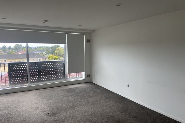 Photo of property in 19 Charles Street, Papatoetoe, Auckland, 2025