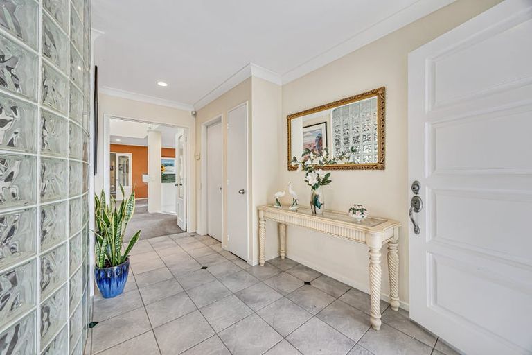 Photo of property in 15 Bluefin Way, West Harbour, Auckland, 0618