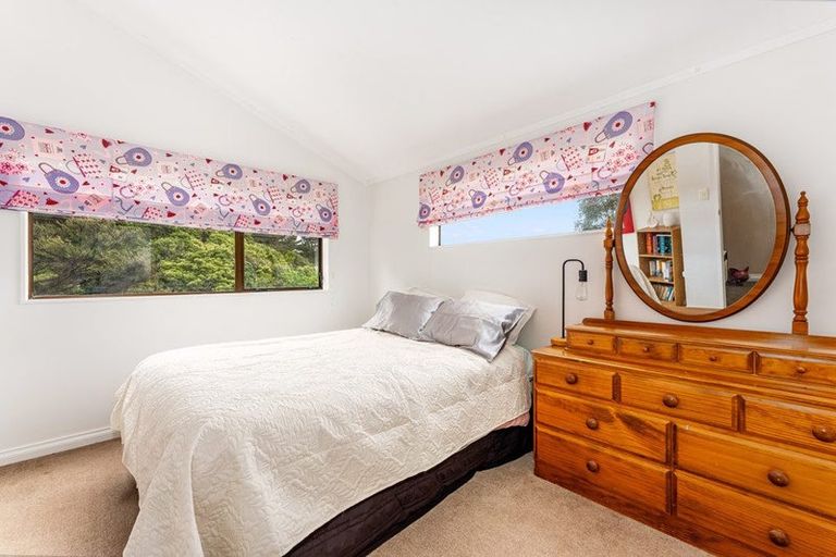 Photo of property in 15 The Mainsail, Whitby, Porirua, 5024