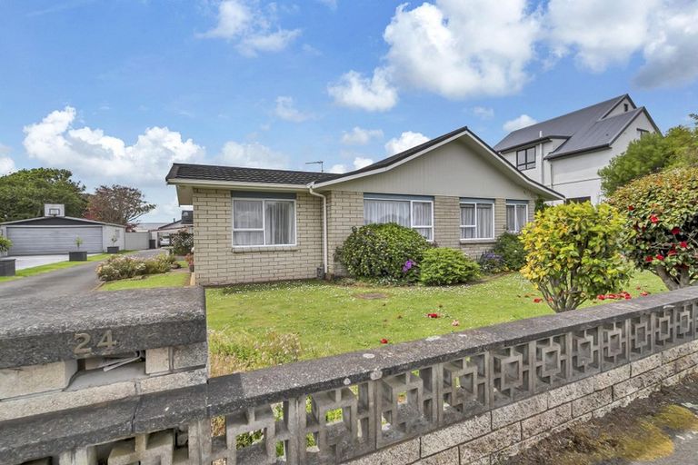 Photo of property in 24 Surrey Street, Hawera, 4610