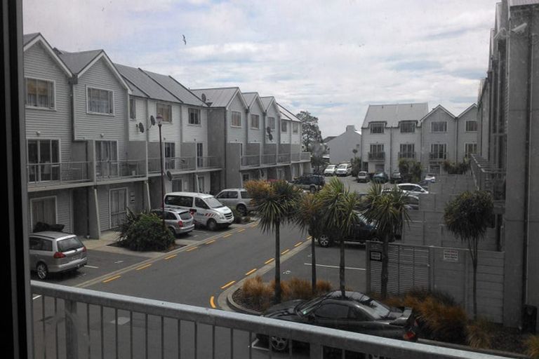 Photo of property in 30/31 Poulson Street, Addington, Christchurch, 8024