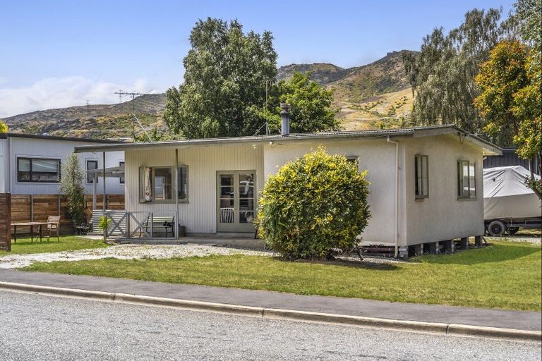 Photo of property in 27 Ortive Street, Cromwell, 9310