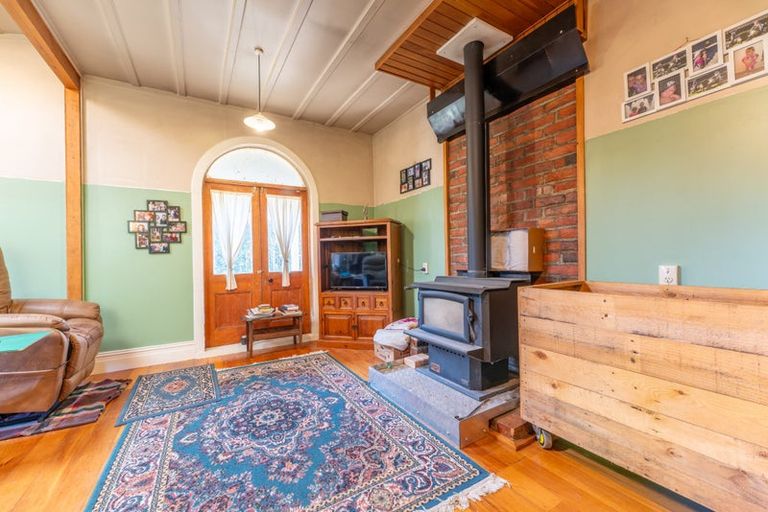 Photo of property in 114 Talbot Street, Geraldine, 7930