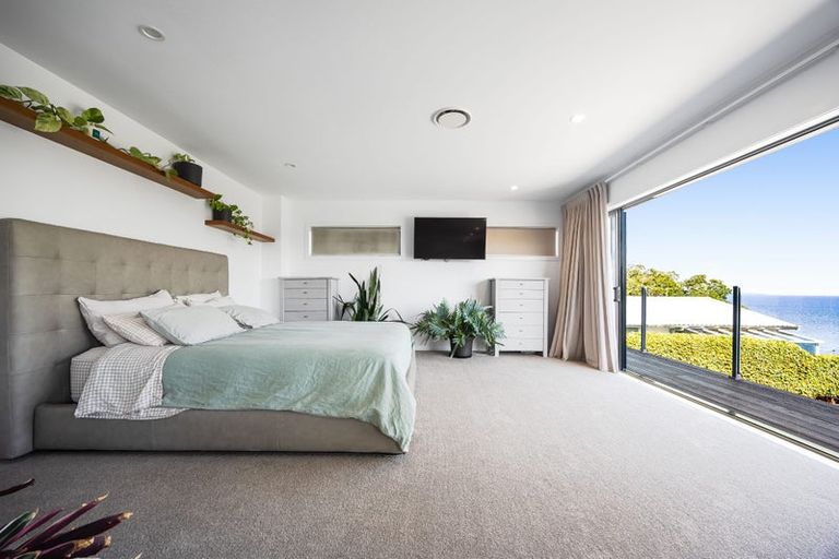 Photo of property in 5a Clifton Road, Browns Bay, Auckland, 0630