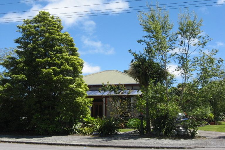 Photo of property in 124 Derby Street, Westport, 7825