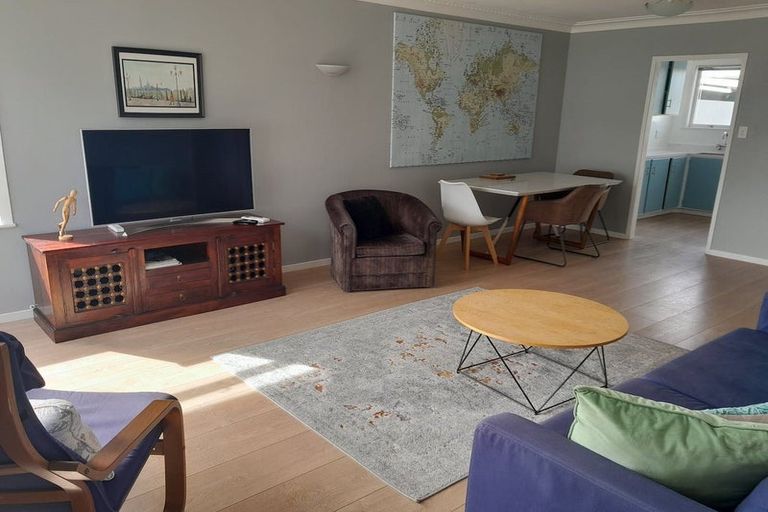 Photo of property in 2/228 Hibiscus Coast Highway, Orewa, 0931