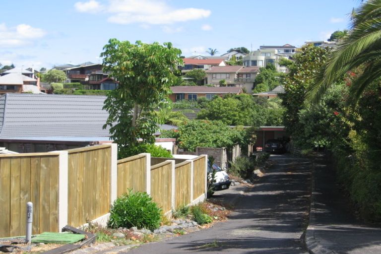 Photo of property in 40 Jellicoe Road, Murrays Bay, Auckland, 0630