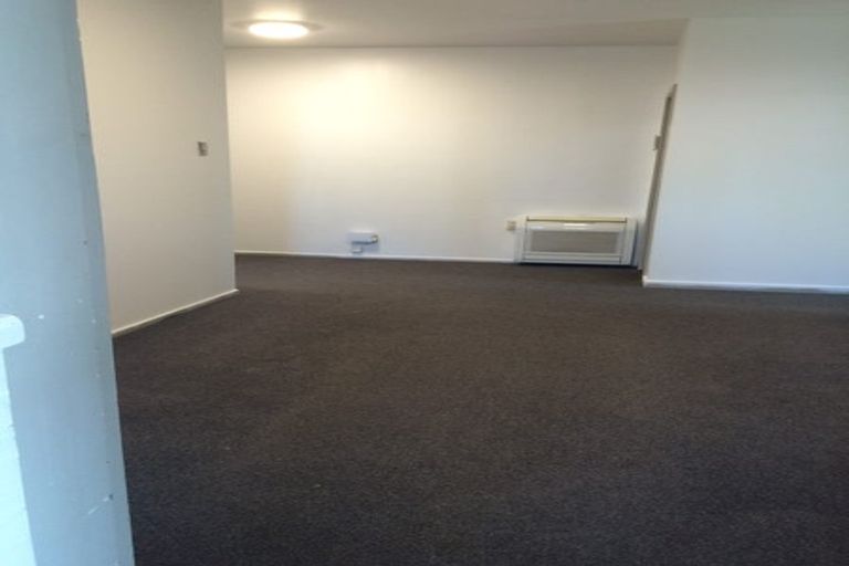Photo of property in 35-35a Evans Street, Maori Hill, Timaru, 7910