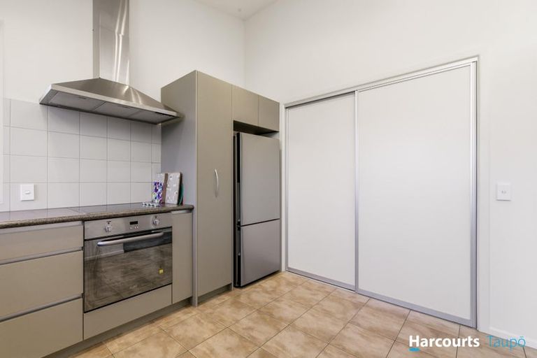 Photo of property in 10a Mere Road, Taupo, 3330