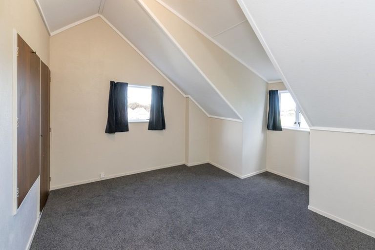 Photo of property in 2 Waimarie Park, Levin, 5510