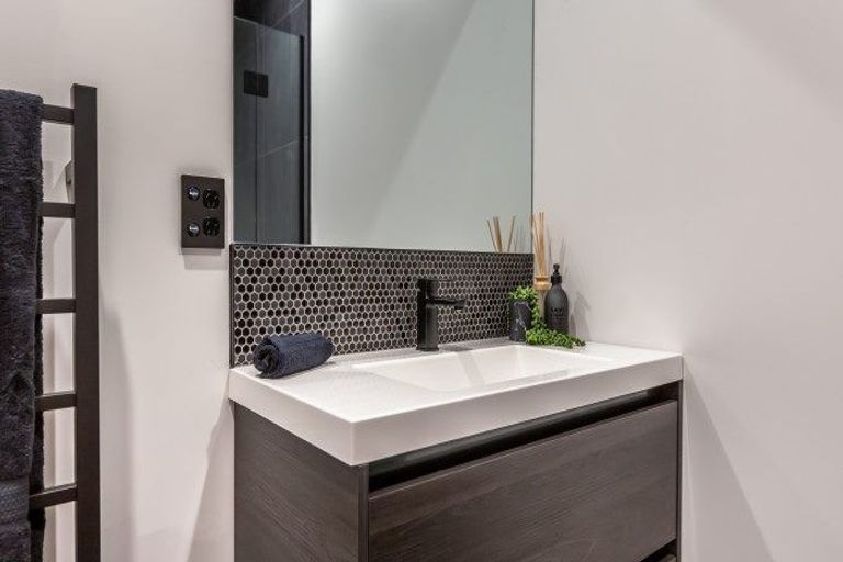 Photo of property in 7/214 Hereford Street, Christchurch Central, Christchurch, 8011