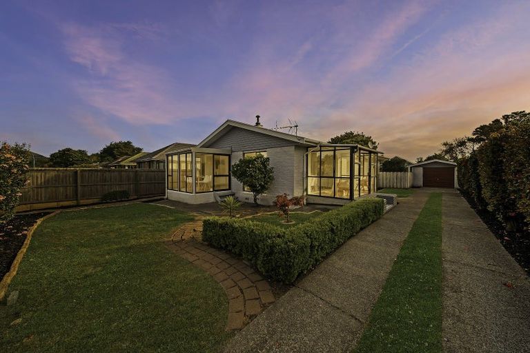 Photo of property in 17 Fusilier Street, Hoon Hay, Christchurch, 8025