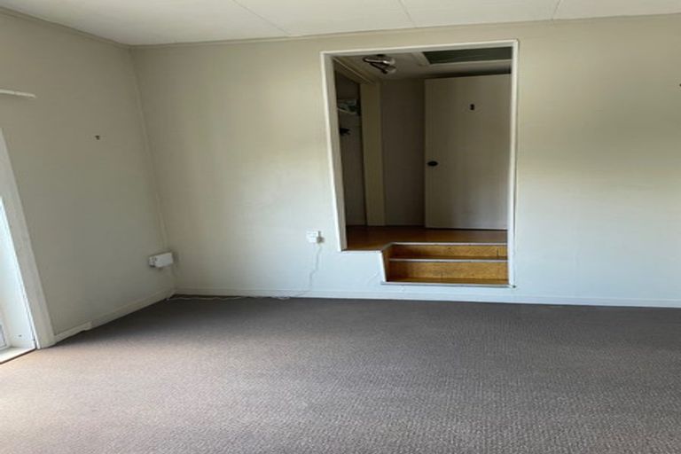 Photo of property in 23 Totara Street, Eastbourne, Lower Hutt, 5013