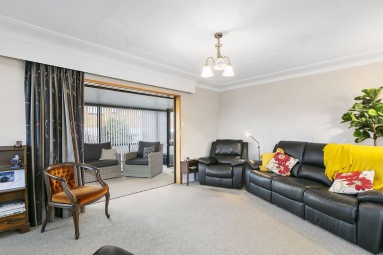 Photo of property in 35 Gordon Road, Mosgiel, 9024