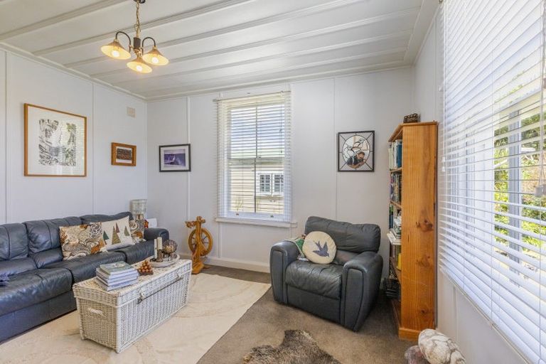 Photo of property in 2a Dee Street, Otane, 4202